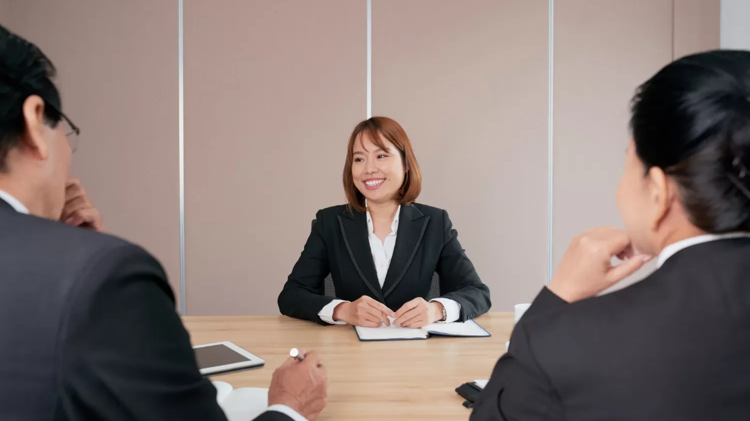 Job Interview: Handling Workplace Challenges (Sample Answers)